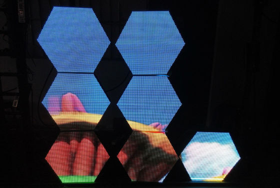 Конструкция P2.5 Thin LED Flexible Display с высокой плотностью пикселей и интерфейсом Micro USB